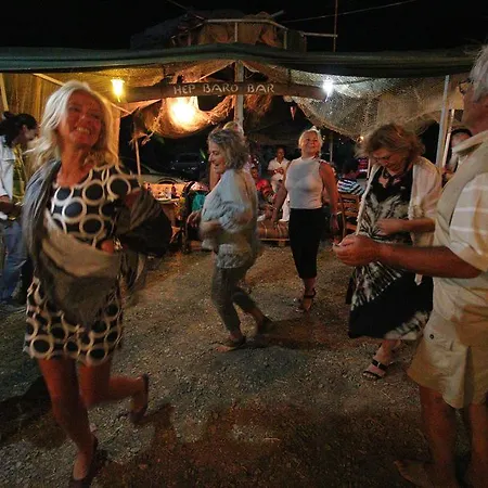 Teos Sanat Kampi Campingplatz *